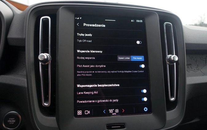 Volvo XC 40 cena 159900 przebieg: 9000, rok produkcji 2023 z Kosów Lacki małe 137